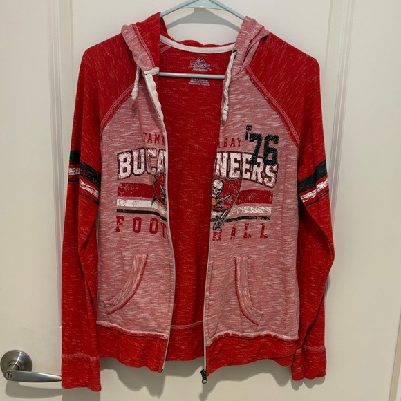 Majestic Red Tampa Bay Buccaneers Zip Front Hoodie - Picture 3 of 4